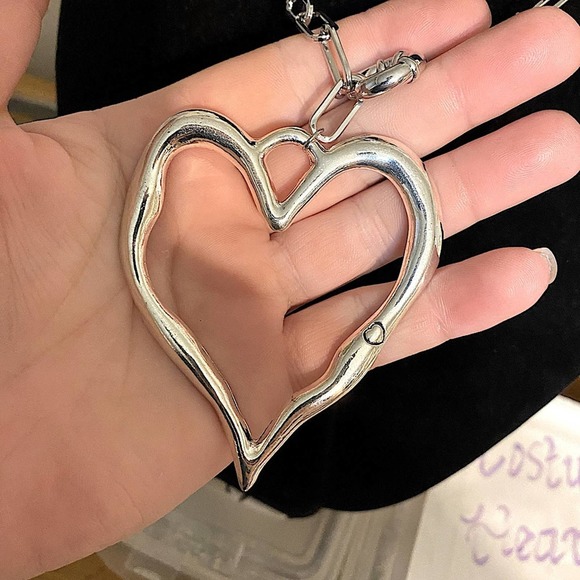 Handmade Sterling Silver Oversized Heart Exaggerated Chain Link Choker Necklace - Picture 2 of 3